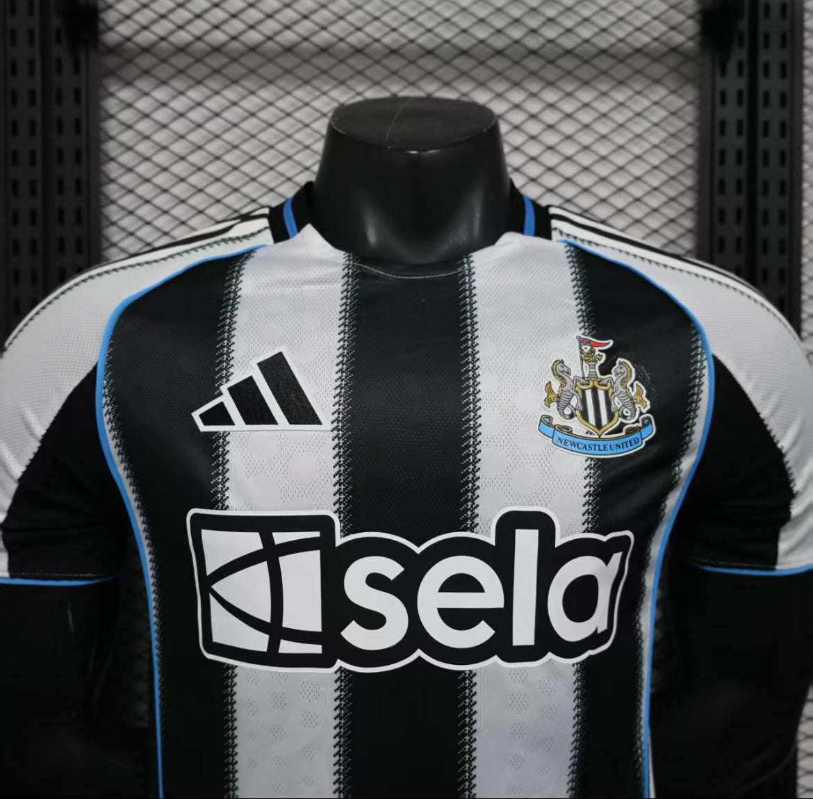 Newcastle United home jersey 25/26