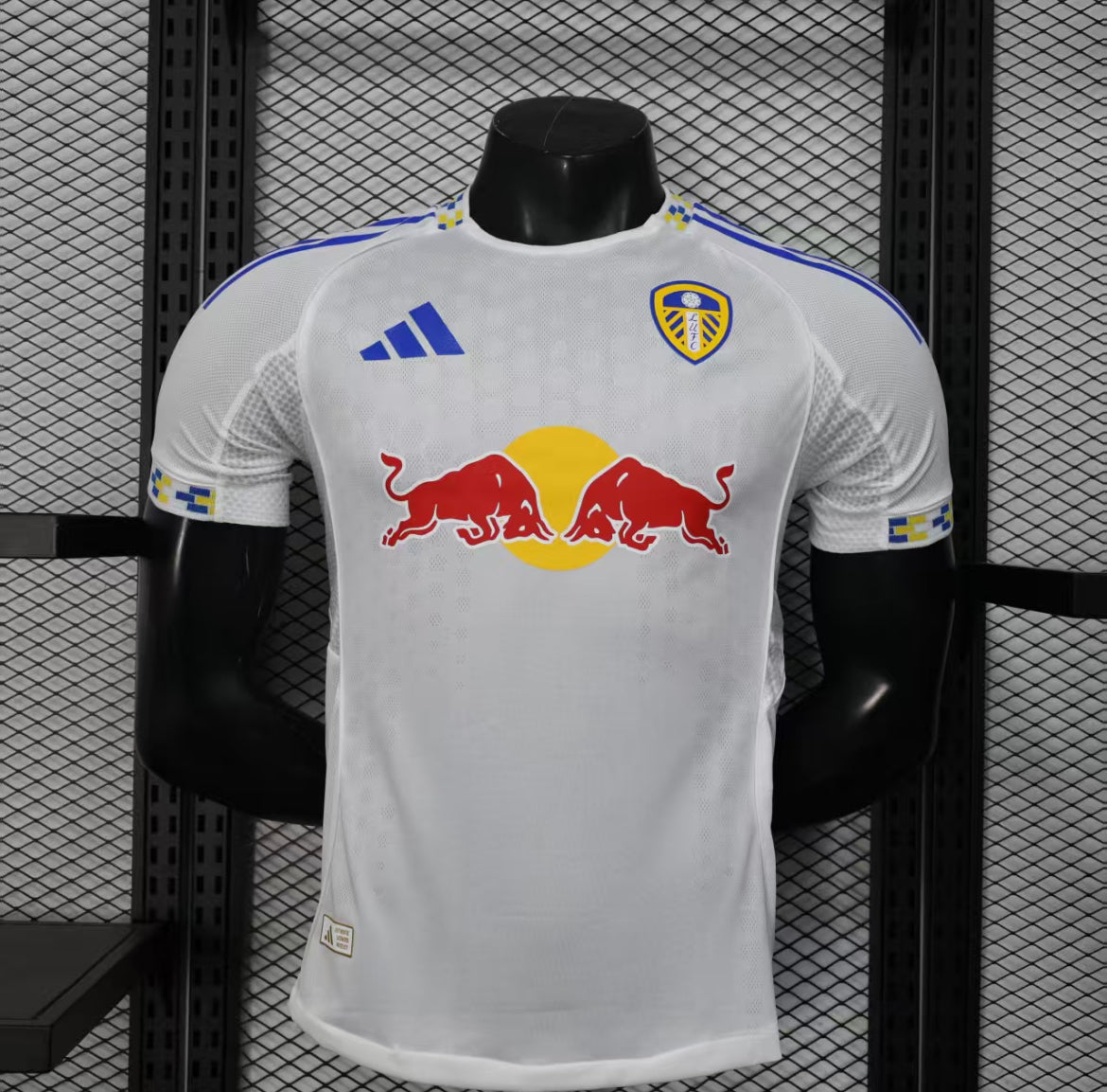 LEEDS UNITED HOME JERSEY 25/26