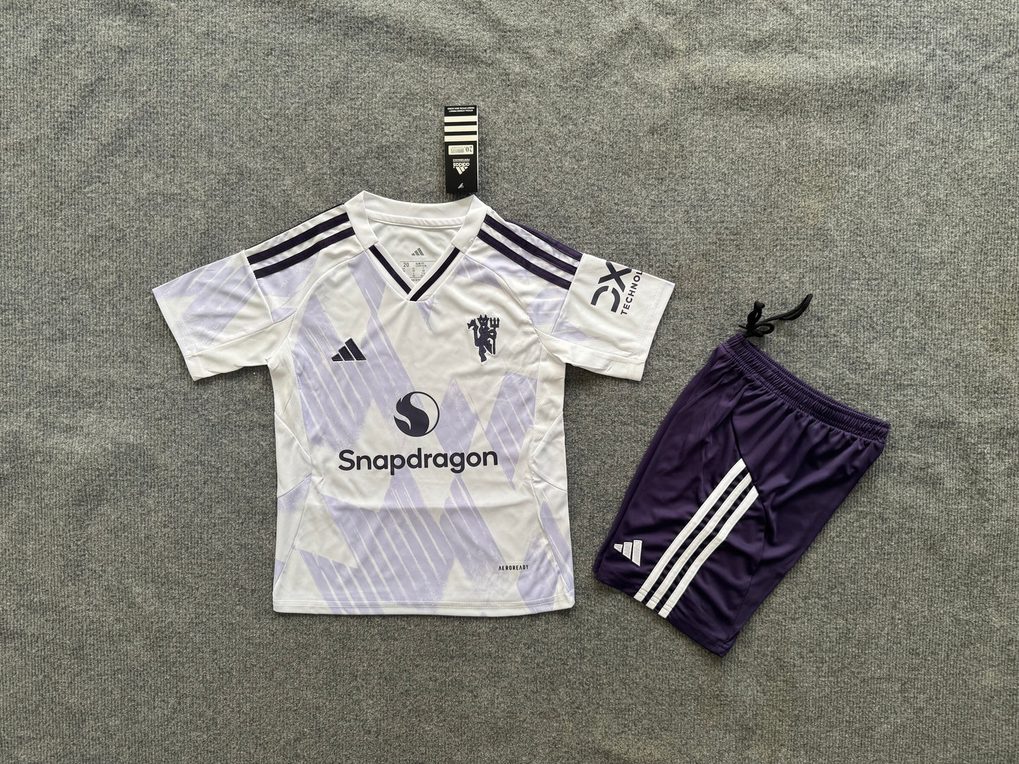 Man Utd Away Kids Kit | Junior & Youth Sizes